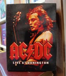 AC/DC - Live At Donnington