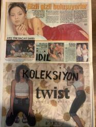 HAFTA SONU GAZETESİ - DOĞUM GÜNÜ HEDİYESİ (TURKİSH - NEWSPAPER) - TAM TAKIM 24 SAYFADIR - 8 TEMMUZ 1998 - Sayı: 27 - Seda Sayan-Harika Avcı-Attila Saral-Dursun Karadağ-Erol Atar-Ebru Gündeş-Ömer Durak-Altan Sarıoğlu-Metin Arolat-Tarkan-Ateş Çelik-Soner Arıca-Mahsun Kırmızıgül-Rafet El Roman-Hande Ataizi-Cem Davran-Samim Değer-Gani Müjde-Abdullah Oğuz-Hakan Gerçek-Ajda Pekkan-Semiramis Pekkan-Yıldırım Aktuna-Rauf Gerz-Coşkun Sabah-Ercan Saatçi-Gizem Özdilli-Emrah-Kerim Tekin-Özer Ahıska-Çelik-Edip Akbayram-Burcu Güneş-Kerim Tekin-Yüksel Şengül-Aysel Gürel-Safiye Soyman-Kızıl Kaplan-Melek Berkman-Şeref Can-Kubat-Burak Kut-Helin Avşar-Mustafa Doğan-Hakan Yağcı-Ünal Altıgen-Hülya Avşar-Emrah-Boris Koçaloğlu-Arzu Yanardağ-Yıldız Kaplan-Ali Sarıoğlu-Monika-Pınar Çınarlı-Ergun Gürsoy-Seval Karataş-Reyhan Karaca-Eylem Şenkal-Bekir Aksoy-Sergen Yalçın-Ayşe San-Demet Sağiroğlu-Emel Müftüoğlu-Hüseyin Kurtaran-Deniz Seki-Okan Bayülgen-Selin Turkgil-Gülşen Bubikoğlu-Tarık Tarcan-Bülent Ersoy-Gökhan