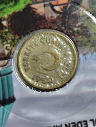 Türkiye Cumhuriyeti 1950 yılı 5 Kuruş ve 1944 Yılı 25 Kuruş