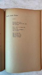 TÜRK DİLİ, AYLIK DİL VE YAZIN DERGİSİ - EYLÜL 1975 SAYI: 288 - SALAH BIRSEL: ZİYA OSMAN FOTOĞRAFÇIDA - HASAN EREN: KUL MUSTAFA'NIN BİR KOŞMASI ÜZERİNE - CAHİT ÖZTELLI: AŞIK ŞEVKİ - İSMET KEMAL KARADAYI: ÇAĞIMIZIN GÖZÜ, ÇAĞLARIN KANITIDIR - EMİN ÖZDEMİR: HALKLA BÜTÜNLEŞME (DEĞİNİLER-DÜZELTİLER) - FAZIL HÜSNÜ DAĞLARCA: KAZILAR - SEYFETTİN BAŞCILLAR: BURGAÇ - ALİ YÜCE: TELGRAF - MEHMET KARABULUT: ŞİİRLER (4 ŞİİR) - KERİM AYDIN ERDEM: GEZİ - ABDÜLKADİR BULUT: DOST - MAHMUT ALPTEKİN: DÜŞLER ÇARŞISI - ZÜHTÜ BAYAR: DÖRTLÜKLER - MEHMET GÜNER DEMİRAY: VEYSEL - MAHMUT TURGUT: UYANIŞ - ALİ FİLİZ: SEVGİNİN İÇİNDEN - İLHAN BERK: ŞİİR ÜSTÜNE I - TERİM SÖZLÜKLERİMİZDEN ÖRNEKLER IX - BATI KAYNAKLI SÖZCÜKLERE KARŞILIKLAR III - MUZAFFER HACIHASANOĞLU: OTOBÜSTE İKİ ÇOCUK - BURHAN GÜNEL: RAMSES'İN TORUNU - MUZAFFER UYGUNER: ÇILDIRLI AŞIK ŞENLİK - İSMAİL ALTINOK: SANAT TARİHİNİN TEMEL KAVRAMLARI-  TAM TAKIM EKSİKSİZ 80 SAYFA