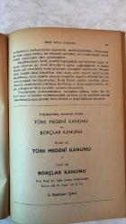 TÜRK DİLİ, AYLIK DİL VE YAZIN DERGİSİ - EYLÜL 1975 SAYI: 288 - SALAH BIRSEL: ZİYA OSMAN FOTOĞRAFÇIDA - HASAN EREN: KUL MUSTAFA'NIN BİR KOŞMASI ÜZERİNE - CAHİT ÖZTELLI: AŞIK ŞEVKİ - İSMET KEMAL KARADAYI: ÇAĞIMIZIN GÖZÜ, ÇAĞLARIN KANITIDIR - EMİN ÖZDEMİR: HALKLA BÜTÜNLEŞME (DEĞİNİLER-DÜZELTİLER) - FAZIL HÜSNÜ DAĞLARCA: KAZILAR - SEYFETTİN BAŞCILLAR: BURGAÇ - ALİ YÜCE: TELGRAF - MEHMET KARABULUT: ŞİİRLER (4 ŞİİR) - KERİM AYDIN ERDEM: GEZİ - ABDÜLKADİR BULUT: DOST - MAHMUT ALPTEKİN: DÜŞLER ÇARŞISI - ZÜHTÜ BAYAR: DÖRTLÜKLER - MEHMET GÜNER DEMİRAY: VEYSEL - MAHMUT TURGUT: UYANIŞ - ALİ FİLİZ: SEVGİNİN İÇİNDEN - İLHAN BERK: ŞİİR ÜSTÜNE I - TERİM SÖZLÜKLERİMİZDEN ÖRNEKLER IX - BATI KAYNAKLI SÖZCÜKLERE KARŞILIKLAR III - MUZAFFER HACIHASANOĞLU: OTOBÜSTE İKİ ÇOCUK - BURHAN GÜNEL: RAMSES'İN TORUNU - MUZAFFER UYGUNER: ÇILDIRLI AŞIK ŞENLİK - İSMAİL ALTINOK: SANAT TARİHİNİN TEMEL KAVRAMLARI-  TAM TAKIM EKSİKSİZ 80 SAYFA