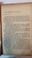 TÜRK DİLİ, AYLIK DİL VE YAZIN DERGİSİ - EKİM 1975 SAYI: 289 - TAHSİN YÜCEL: ÖRNEK BİR YAKLAŞIM - ORHAN ŞAİK GÖKYAY: GÜÇLÜK NEREDE? - BAHRİ SAVCI: BİLİM İLE SANATIN KESİŞTİĞİ YER - MEHMET H. DOĞAN: YAŞAM KARŞISINDA YAVAN SANAT - EMİN ÖZDEMİR: DİLDE YAŞAMA (DEĞİNİLER-DÜZELTİLER) - FAZIL HÜSNÜ DAĞLARCA: KAFDAĞI MAĞARASI YAZILARINDAN - MELİH CEVDET ANDAY: BEN BAŞKA DÜNYADAN - SABAHATTİN KUDRET AKSAL: GÜZ AKŞAMINDA ERKEK - METİN ELOĞLU: MANCİNİK - BERİN TAŞAN: DENİZ KIYISINDA - NAHİT ULVİ AKGÜN: ARADIĞIM - MUZAFFER HACIHASANOĞLU: ŞEYTAN SOFRASI - CENGİZ BEKTAŞ: NİSAN’DA BİR PAZAR - ALİ PÜSKÜLLÜOĞLU: ŞİİRLER (4 ŞİİR) - GÜVEN TURAN: AŞKIN ACININ TARİHİ COĞRAFYASI - ÖZEL ARABUL: VARSAĞI - SUBUTAY HİKMET: GÖÇMEN KUŞLAR - TERİM SÖZLÜKLERİMİZDEN ÖRNEKLER X - ŞADAN GÖKOVALI: HALİKARNAS BALIKÇISI VE DİL - MEHMETCAN KÖKSAL: SANATIN MASKELİ DÜŞMANLARI - ZAFER ALTINTAŞ: GEÇMİŞ ZAMAN KİPLERİNİN ADLANDIRILMASI - NECATİ CUMALI: EVİMİZ - ÜMİT KAFTANCIOĞLU: ERİKLİCELİ RAMAZAN -  TAM TAKIM EKSİKSİZ 80 SAYFA