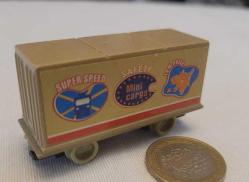 KOLEKSİYONDAN TEKERLEKLİ TIR KASASI