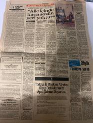 TERCÜMAN GAZETESİ - DOĞUM GÜNÜ HEDİYESİ (TURKISH NEWSPAPPER) - 5 NİSAN 1985 - SADECE DÖRT SAYFADIR -Ahmet Kabaklı-Rauf Tamer-Tokay Gözütok-Altemur Kılıç-Kemal Ertan-Hasan Türkan-Taha Akyol-Muhib Özbayrak-Hükümetin bankalar üzerindeki yetkileri artırıldı-Fiyat artışı yüzde 2.6-Vergi yarışında lider değişti-Ayrı ses ayrı biçim-Faisal Finans Kurumu-Hükümetin bankalar üzerindeki yetkileri artırıldı-Yatırım yapmadan işsizlik önlenemez-Eski ortakların hakkı korunuyor-Döviz kurları-Aile içinde kırıcı sözün yeri yoktur-DYP’de kongre maratonu başlıyor-Büyük randevu yarın-Türkiye İş Bankası AŞ’den Sayın Ortaklarımıza Apel Ödeme Duyurusu-Bunlar insan olamaz-Eşkıya Şırnak’ta sağlık ekibine saldırdı 5 şehit-Balıkesir’de elem verici kaza-Askeri uçak şehre düştü 16 ölü-Atina Barışı reddetti-MİT Bulgar oyununu bozdu-Yazar Büyük Başkan sloganı ile uğurlandı-Hedef 15 yaşından küçük Türk çocuklar-Zulüm haberlerinin her satırı doğrudur-İnsanlığın yüz karaları ya da kan emiciler-Gezinin ardından-Biber daml