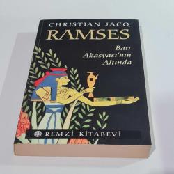 Ramses  Batı Akasyası'nın Altında