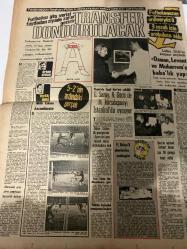 TERCÜMAN GAZETESİ - DOĞUM GÜNÜ HEDİYESİ (TURKISH NEWSPAPPER) - 20 NİSAN 1973 - SADECE DÖRT SAYFADIR -Refik Sönmezsoy-Suna San-Zuhal-Kemal Ilıcak-Rauf Taner-Faruk K Timurtas-Vural Savaş-Züleyha Münif-Şühel Elgün-Nazlı Tlabar-Ahmet Keskin-Orhan Ayhan-Tevfik İnsi-Osman-Levent-Muharrem-AP CGP DP Anarşi suçlusu affedilemez-Fiat artışını önleyici tedbir sürdürülecek-Hükümet Programı bugün okunuyor-Talu’nun Protokol ortakları-Bakanların en Turist’i Kırımlı 83 ülke gezmiş-Korutürk Sancar ile görüştü-Amaç işçiye güvenlik-Deniz Harp Okulu’nun kuruluş yıldönümüne 17 yabancı ülke katılacak-Sanayimiz tehlikede-Banu’yu seviyordum-Sandık cinayetinin ikinci kadın sanığı Zuhal Olay sırası İzmirdeydim dedi-Gün ışığında Allah Tanrı-Muallim Naci-Fikirler Görüşler Düşünceler-Fiyatlar ve memurlar-Sözün kısası Kadın-Koca dünya-Yar ve ağyar-Güven veren hassasiyet-3 sual 3 cevap-Tamamen yağsız gıda faydasız mı-Arçelik’te sınır-Acı bir ölüm-Bay Aleksan Kuyumculuğunun eğinli-Mevlid-Tur yayınları-Karacabey harası