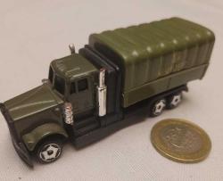 KOLEKSİYONLUK MODEL ASKERİ KAMYON. NADİR. BU FİYATA...