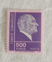 PUL0328-TÜRKİYE CUMHURİYETİ 1972 ATATÜRK TEMALI PUL 500 KURUŞ
