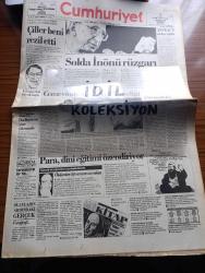 Cumhuriyet Gazetesi - Turkish Newspaper - 15 Eylül 1994 - şampiyonlar ligi maçında Barcelona 2 Galatasaray 1 Fotoğrafı - Mesut Yılmaz Tansu Çiller beni rezil etti dedi - Ahmet Ertegün'den büyük bağış - solda Erdal İnönü rüzgarı - Karacaahmet cemevi'nde  bomba tedirginliği fotoğraf - 39 PKK'li öldürüldü - Refah Parti'li Üsküdar belediyesi'nden farklı uygulama türbedeki inşaata ruhsat - Bill Clinton destek arıyor - öldürülen öğretmenlere tazminat - yazar Muzaffer İlhan Erdost'un konferansı - 12 Eylül dosyası hazırlayanlar Deniz Teztel Hülya Topçu Yazı Dizisi - Murat Karayalçın'ın liderlik sıkıntıları - Cezayir'de barış umutları - 3. Binyıl'a doğru Yazı Dizisi - Demet'in kınalı Bebek adlı ilk kaseti Uzay Heparı'nın son çalışması - 51. Uluslararası Venedik film festivalinin ardından fotoğraf - televizyon programı - Fenerbahçe'de suçlu aranıyor - Trabzonspor'da yeni başkan Faruk Özak - Beşiktaş kaptanı Rıza Çalımbay Helsinki'yi elemekten başka çaremiz yok dedi fotoğraf - İstanbul'da yıkım