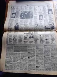 Cumhuriyet Gazetesi - Turkish Newspaper - 15 Eylül 1994 - şampiyonlar ligi maçında Barcelona 2 Galatasaray 1 Fotoğrafı - Mesut Yılmaz Tansu Çiller beni rezil etti dedi - Ahmet Ertegün'den büyük bağış - solda Erdal İnönü rüzgarı - Karacaahmet cemevi'nde  bomba tedirginliği fotoğraf - 39 PKK'li öldürüldü - Refah Parti'li Üsküdar belediyesi'nden farklı uygulama türbedeki inşaata ruhsat - Bill Clinton destek arıyor - öldürülen öğretmenlere tazminat - yazar Muzaffer İlhan Erdost'un konferansı - 12 Eylül dosyası hazırlayanlar Deniz Teztel Hülya Topçu Yazı Dizisi - Murat Karayalçın'ın liderlik sıkıntıları - Cezayir'de barış umutları - 3. Binyıl'a doğru Yazı Dizisi - Demet'in kınalı Bebek adlı ilk kaseti Uzay Heparı'nın son çalışması - 51. Uluslararası Venedik film festivalinin ardından fotoğraf - televizyon programı - Fenerbahçe'de suçlu aranıyor - Trabzonspor'da yeni başkan Faruk Özak - Beşiktaş kaptanı Rıza Çalımbay Helsinki'yi elemekten başka çaremiz yok dedi fotoğraf - İstanbul'da yıkım