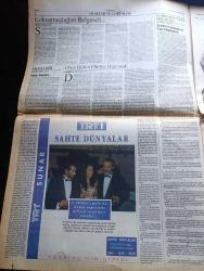 Cumhuriyet Gazetesi - Turkish Newspaper - 11 Kasım 1996 - Atatürk ölüm yıldönümünde anıldı - Anıtkabir'e yürüyen onbinler haykırdı şeriata geçit yok fotoğraf - Kayseri'nin Refah Partili Belediye Başkanı Şükrü Karatepe laikliğe kin kustu - Necmettin Erbakan rahatsız oldu - polis ülkücü Abdullah Çatlı'yı kayırdı - Yekta Güngör Özden'e Atatürk ödülü - sağ basında anma sendromu - Milli takım San Marino'ya fark attı - Müslüman boksör Mike Tyson'ı da yendiler - Sultanbeyli'ye Atatürk anıtı - Yaşar Kemal'e yazan Talip Apaydın - Tansu Çiller'in ayak bağları Mehmet Ağar Necdet Menzil Ünal Erkan Yalım Erez fotoğraf - Barolar temiz devlet istedi - Türk askeri Ürdün çölünde - Bosna'da Mladiç temizliği - Urfa'nın Bijanları - Londra Film festivali 40 yaşında - haftanın sanat çizelgesi - Frank Sinatra taburcu edildi - televizyon programı - A milli futbol takımı Hyat Regancy Otel'de düzenlenen Atatürk köşesinde saygı duruşunda bulundu fotoğraf - milli takımı Oktay Derelioğlu coşturdu