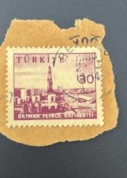 Türk Pulu - Turkish Stamp - Mektup Zarfından Kesilmiş /  Postadan Geçmiş Pul Filateli -  DAMGALI - BATMAN PETROL RAİNERİSİ TEMALI PUL, 30 KURUŞ- Türkiye Cumhuriyeti - NOSTALJİK DOĞUM GÜNÜ HEDİYESİ