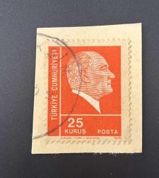 Türk Pulu - Turkish Stamp -Mektup Zarfından Kesilmiş / Postadan Geçmiş Pul Filateli - Damgalı - ATATÜRK TEMALI PUL, 25 KURUŞ - Türkiye Cumhuriyeti - NOSTALJİK DOĞUM GÜNÜ HEDİYESİ