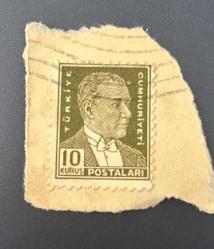 Türk Pulu - Turkish Stamp -Mektup Zarfından Kesilmiş / Postadan Geçmiş Pul Filateli - Damgalı - ATATÜRK TEMALI PUL, 10 KURUŞ - Türkiye Cumhuriyeti - NOSTALJİK DOĞUM GÜNÜ HEDİYESİ
