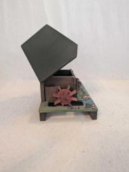 (No44) Laternalı Ahşap Müzik Kutusu ve Porselen Masaüstü Obje