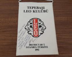 TEPE BAŞI LEO KULÜBÜ - LİONS FLAMA ROZET - MADALYA ( İMZALI ) C4462