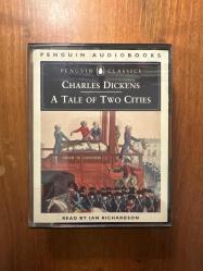 A Tale of Two Cities / Penguın Audiobooks - Read by Ian Richardson ( 4 Tape - 6 Hours)