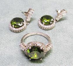 SULTANİT-ZuLTaNiT TAŞLI GÜMÜŞ KÜPE-YÜZÜK TAKIMI...