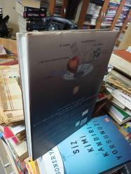 Ceviz Kabuğundaki Evren Ciltli