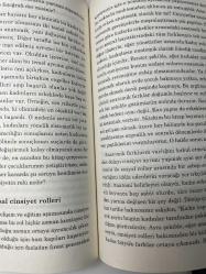 YETİŞİN GENÇLER - ERGENLİKTE YETİŞKİNLİĞE GEÇİŞ KILAVUZU