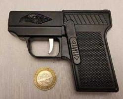 TABANCA ÇAKMAK. KABZE YERİ SİGARALIK. SIFIR. HİÇ KULLANILMADI. TERTEMİZ. ÇİL.