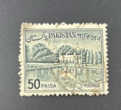 Pakistan Pulu - Pakistan Stamp - Postadan Geçmiş Pul Filateli - Damgalı -  Shalimar Bahçeleri'ndeki Türbe ve Havuz Temalı Pul  , 50 PARA - YABANCI PULLAR -NOSTALJİK DOĞUM GÜNÜ HEDİYESİ