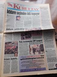 Büyük Kurultay Gazetesi - Turkish Newspaper - 19 Ocak 1998 - Ercan Karakaş Müjde Ar uğruna yuvasını yıktı fotoğraf - DYP'li eski bakanlardan Gökberk Ergenekon ses sanatçısı Nilüfer ile birlikte fotoğraf - Yıldırım Aktuna Ajda Pekkan ile beraber fotoğraf - hükümet hava gazı - Mustafa Kalemli meclisin itibarının korunması gerektiğini en çok dile getiren Başkan oydu - Refah Partisi kapatıldı - Abdullah Çatlı ve arkadaşları ASALA'yı etkisiz kıldı - öğretmenler yurt çapında fişleniyor - Samsun'da Yeni Harman sigaralarının isim hakkıyla Akhisar sigara fabrikasının %51'ini alan British American Tobacco şirketine satış işleminin altından Cem Duna çıktı - Bizde başörtü yasak İngiltere'de serbest - Bulgaristan'da hala  3 bölgede Türk şehitliği var - Kürt göçünde Talabani parmağı - Ahde Vefa ve ülkücüler - Rahmetli İlhan Darendelioğlu - Onbir Ayın Sultanı Ramazan sayfası - millet iftarını sokaklarda yapıyor - şehitler ölmez yazan Hasan Küçük - Tek Yol MHP yazan Hasan Basri Pehlivan