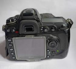 NİKON D300S DİJİTAL DSLR PROFESYONEL FOTOĞRAF MAKİNESİ