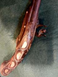 PİSTOV,  ESKİ ANTEP İŞİ SEDEF İŞLEMELİ DEKORLUK PİŞTOV..44 CM.