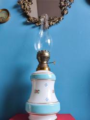 LOT.5 » Antika Avrupa Opalin Gaz Lambası