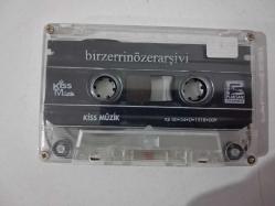 Bir ZERRİN ÖZER Arşivi - KASET  ( Kartonetsiz )