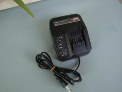 EINHELL ELC-2424001  MATKAP & VİDALAMA ŞARJ CİHAZI ( ORJİNAL ) 20 V. / 3 Amper ) BATTERY CHARGER / ŞARJ ADAPTÖR - 2. EL SORUNSUZ TEMİZ DURUMDA