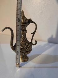 Vintage minyatür pirinç ibrik 12 cm boyunda ağır