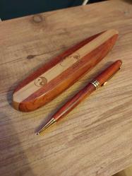 Hawaii Ahşap Kutulu Kalem