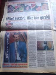 Büyük Kurultay Gazetesi - Turkish Newspaper - 27 Ekim 1997 - milliyetçiler göreve - Ozan Arif Avrupa'dan sesleniyor fotoğraf - Tuğrul Türkeş nereye - Ülkü ocaklarından Ramiz Ongun'a  önce 17 yılın hesabını ver - Yaşar Kemal Almanların elinden aldığı son ödülün diyetini de çabuk ödedi - Yaşar Kemal Türk yurdu Anadolu'da üniter devlet olamayacağını yumurtladı fotoğraf - devlet adına din dayatması - milli gençlik vakfında bölücülük - kendilerini İslamcı tanıtan çevreler yayınlarında hayali kürdistan'dan bahsetti - Amerika'nın öteki yüzü yazan Esra Demir yazı dizisi - akıllara fikirleri İstanbul'u işgal'de - 2. Abdülhamit'in şahane hoşgörüsü - Bulgaristan'dan zorunlu köşeden soydaşların geride kalan çocukları umut tacirlerin elinde oyuncak oldu - MHP'nin genel başkanlık meselesi yok - Ziya Gökalpsiz 73 yıl - tarihe not düşmek aydınlar konuşuyor röportaj Şafak Demirci - önde gider ön kuzu çizen Seyfi Karademir - ülkücü örnek insan ve vasıfları yazan Hasan Küçük - TÜSİAD emekliye öl dedi