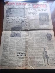 Son Saat Gazetesi - Turkish Newspaper - 8 Şubat 1948 - Bir Amerikan mektubu dolayısıyla yazan Bahadır Dülger - Yunanistan'da idam edilen komünistler - Celal Bayar dün gece gruptan istifa etti fotoğraf - senenin büyük sanat hadisesi gazeteciler cemiyetinin verdiği büyük konser - Gavur Mehmet'in maceraları yalova eşkıyaları yazan Ziya Şakir Yazı Dizisi - Kıbrıs vapur seferleri yapılmasına başlandı - İstanbul belediyesi şehir tiyatrosu dram kısmında Köşebaşı oyunu komedi kısmında büyük cemaat oyunu - eğlence fıkra bilmece - Galatasaray Uşakspor boks rövanş maçı - Galatasaraylı Garbis ve Ankaralı Ali Melek ilk karşılaşmada ringde fotoğraf - milli takım çalışırken röportajı yapan Tevfik Ünsi - Galatasaray 7 Beykozspor 0 - Fenerbahçe Süleymaniye'yi 3-0 mağlup etti - Galatasaraylı Bülent akın kesiyor fotoğraf - Dün akşam teknik üniversitede yapılan güreşleri kazandık - bugünkü maçlar - Beşiktaş Kasımpaşa maçı - İstanbulspor Vefa ile karşılaşıyor - Galatasaraylı boksör Celal Akıncı fotoğraf