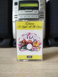 Quenn A Night At The Opera Kaset