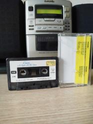 Quenn A Night At The Opera Kaset