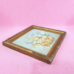 ANTİKA SEPETTE PAPATYALAR VE KIR ÇİÇEKLERİ TEMALI NATÜRMORT YAĞLIBOYA RESİM