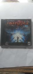 2000 yılında Shiny Entertainment tarafından geliştirilen Sacrifice adlı klasik bir gerçek zamanlı strateji (RTS) oyunun