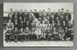 EĞİTİM TARİHİ / KONYA LİSESİ ÜÇÜNCÜ SINIF FOTOĞRAFI...