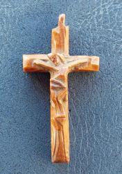 Avrupa, Antik Minyatür Haç/İsa Çarmıh Temalı Kolye Ucu. El Yapımı Oyma Şimşir Ağacı. Mükemmel Detaylı Bir İşçilik. 1920-1940'lar (23x44 mm) Nadir.