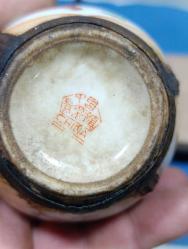 K9----1900'LER ÇİN ÜRETİMİ ANTİKA PİRİNÇ DEKORLU PORSELEN İÇKİ PİPOSU