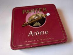 PANTER - AROME ARKALI ESKİ TENEKE SİGARA KUTUSU...