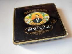 DANNEMANN SPECIALE BRASIL MARKALI KAHVERENGİ ESKİ TENEKE SİGARA KUTUSU...