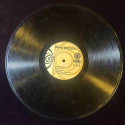 ORHAN GENCEBAY BATSIN BU DÜNYA DÖNEM BASKI PLAK