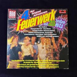 4. Feuerwerk mit 28 heißen Hits