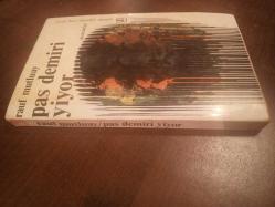 Pas Demiri Yiyor ( imzalı)