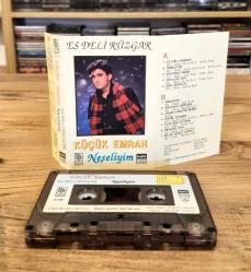 KÜÇÜK EMRAH ES DELİ RÜZGAR NEŞELİYİM KASET