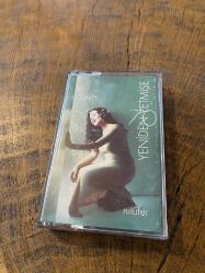 NİLÜFER - YENİDEN YETMİŞE - KASET